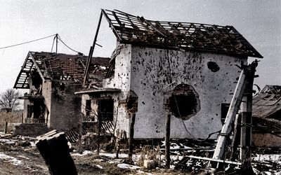 Rupa od tenkovskog projektila