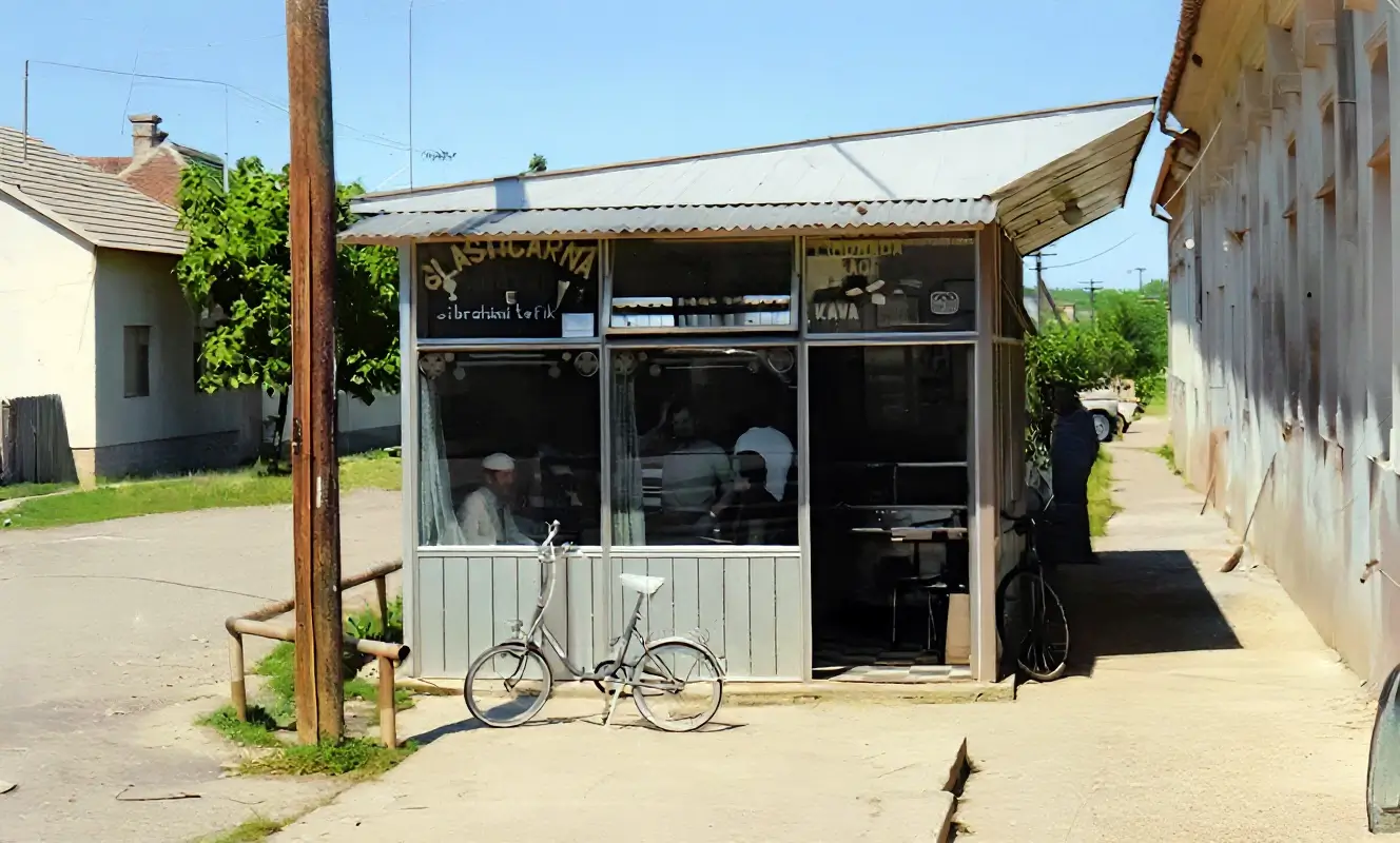 Slastičarna (AI obojeno).